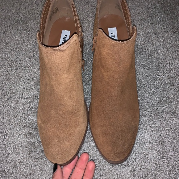 Steve Madden Booties - Picture 2 of 5